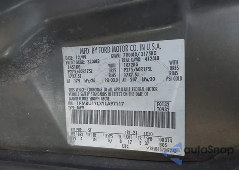 2000 Ford Expedition Eddie Bauer from USA, damaged, VIN 1FMRU17LXYLA97117